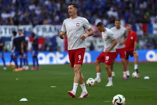 1719330061453054128.jpg 1719330056114.jpg